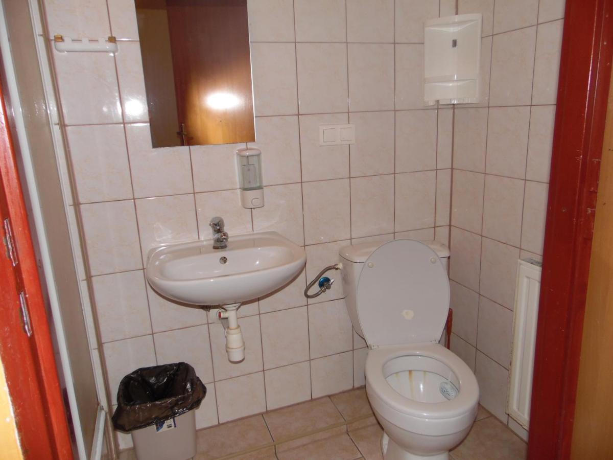Nssm Tanie Spanie Swieta Katarzyna (Swietokrzyskie) Exterior foto