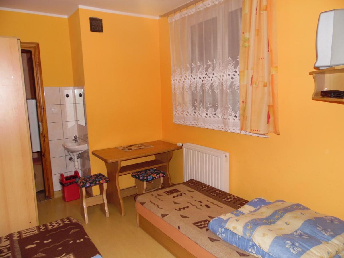 Nssm Tanie Spanie Swieta Katarzyna (Swietokrzyskie) Exterior foto