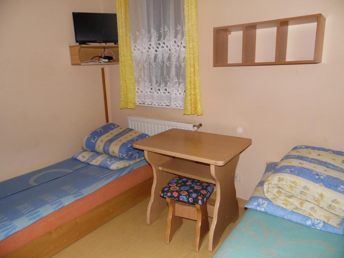 Nssm Tanie Spanie Swieta Katarzyna (Swietokrzyskie) Exterior foto