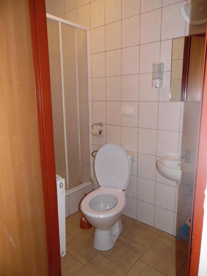 Nssm Tanie Spanie Swieta Katarzyna (Swietokrzyskie) Exterior foto